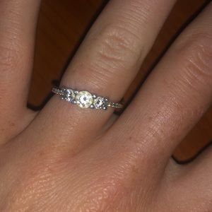Pandora Ring with box